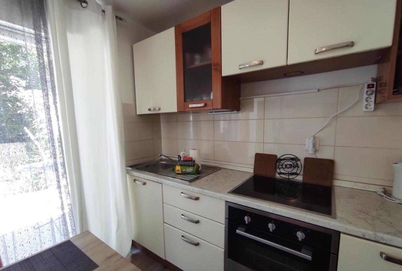 שיבניק Apartments Emi & Nini מראה חיצוני תמונה